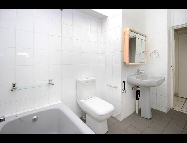 3 BEDROOM APARTMENT FOR SALE IN HOUGHTON ESTATE